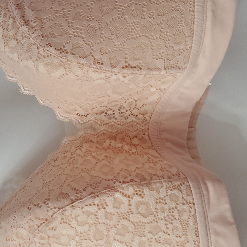 Auden Bra Lowest price - Picture 2 of 10
